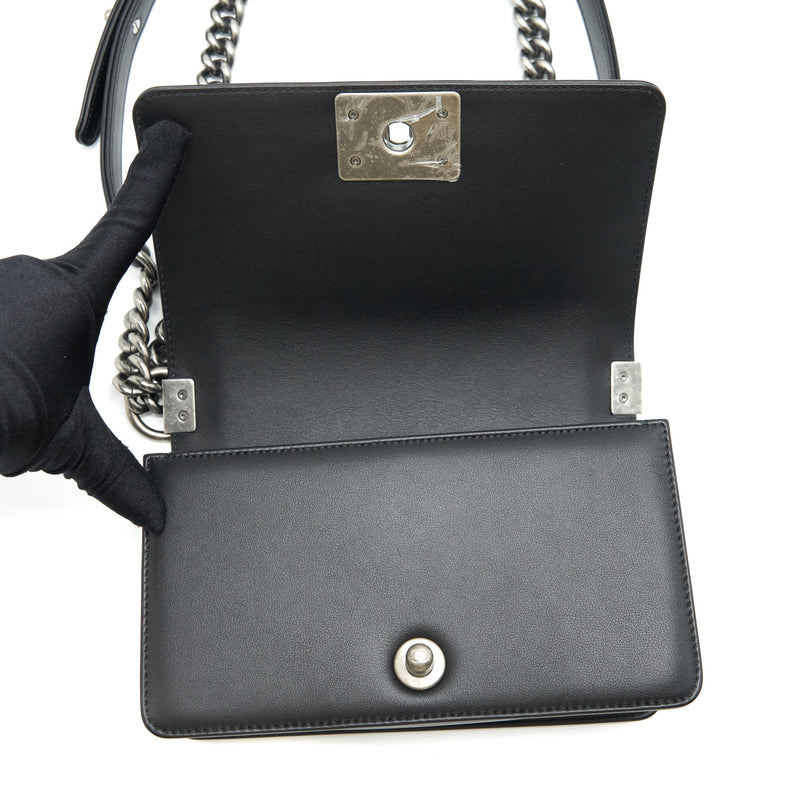 Chanel Small Boy Calfskin Black Ruthenium Sliver Hardware