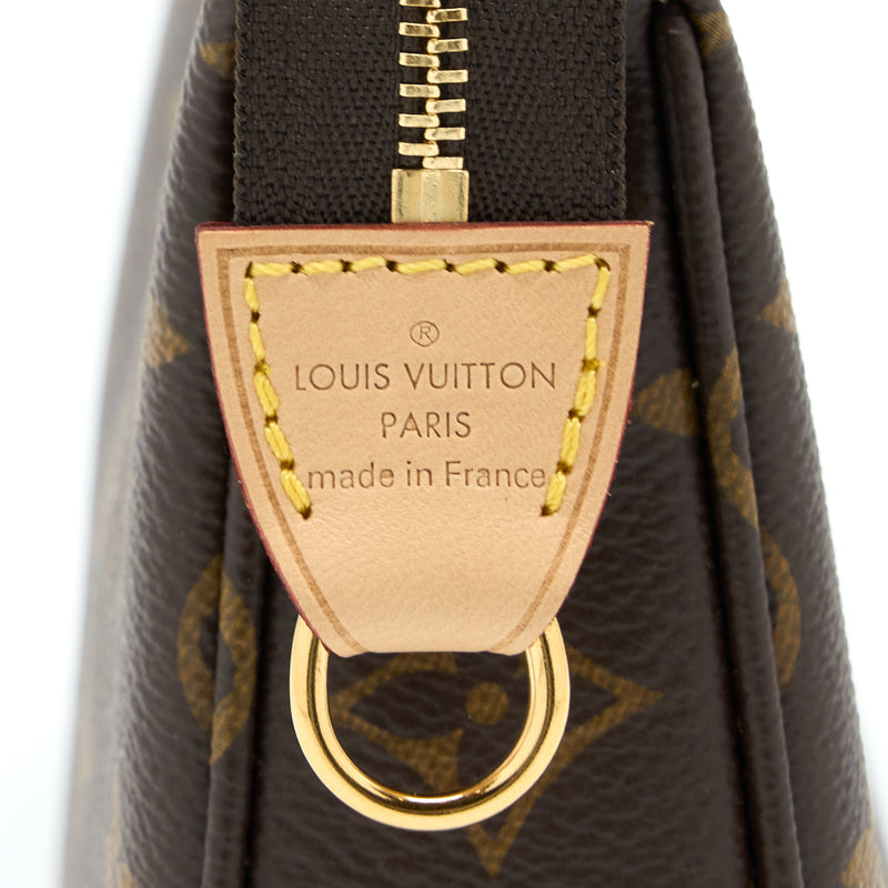 Louis Vuitton Pochette Accessories Monogram Canvas GHW