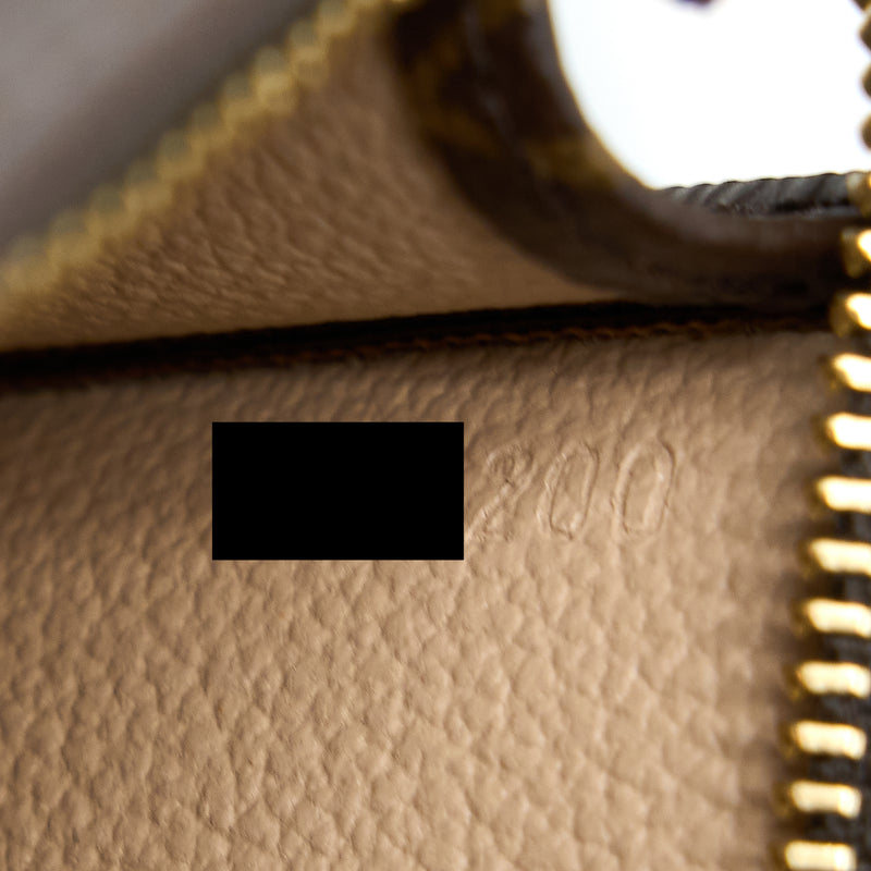 Louis Vuitton Toiletry Pochette 15 Monogram Canvas GHW