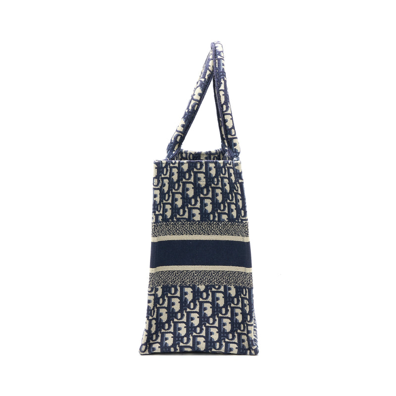 Dior Medium Book Tote Oblique Embroidery Blue