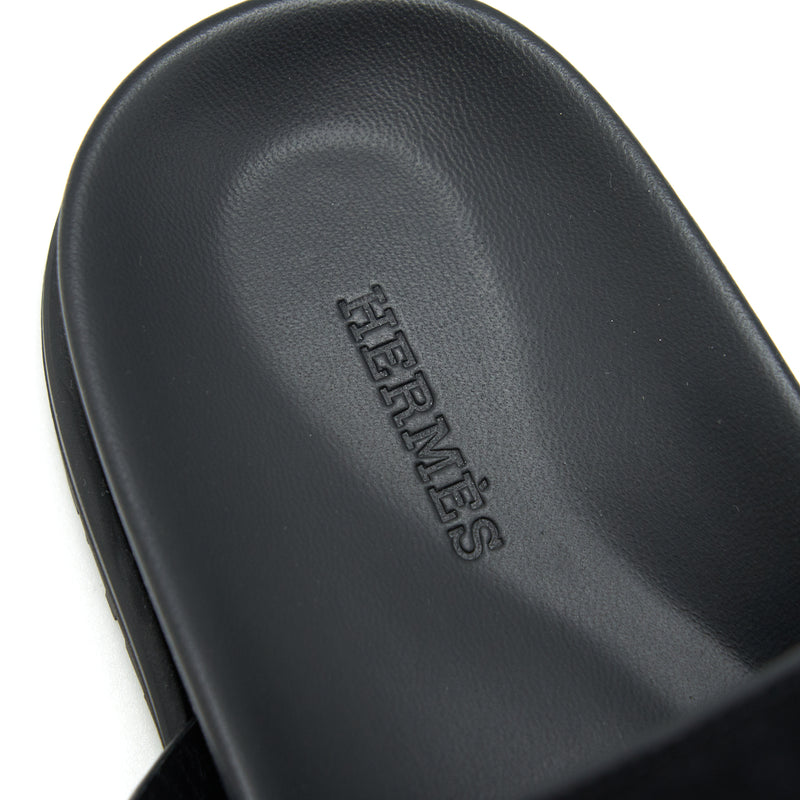 Hermes size37.5 Chypre Sandal black - ( Size runs small )