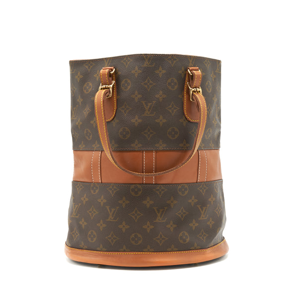 Louis Vuitton vintage limited bucket bag with mini Pouch