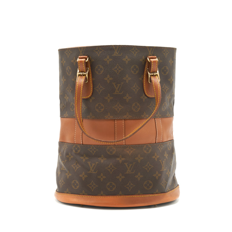Louis Vuitton vintage limited bucket bag with mini Pouch