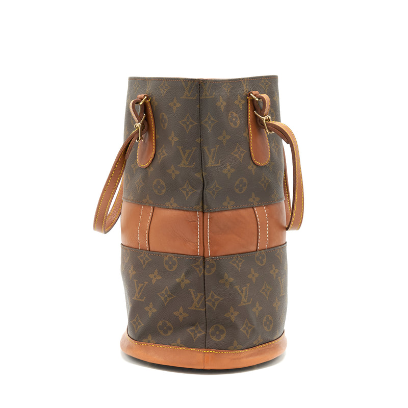 Louis Vuitton vintage limited bucket bag with mini Pouch