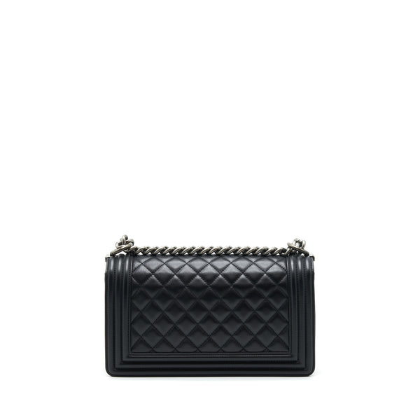 Chanel Medium Boy Calfskin Black Ruthenium Hardware