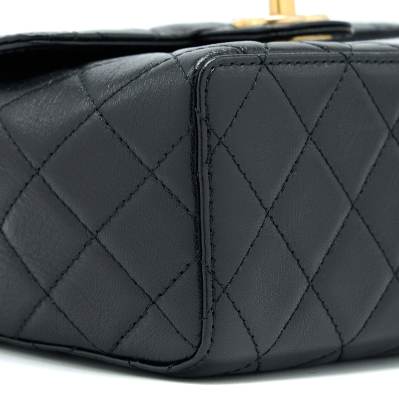 Chanel 22K Retro Classic New Square Flap Bag Goatskin Black GHW (Microchip)
