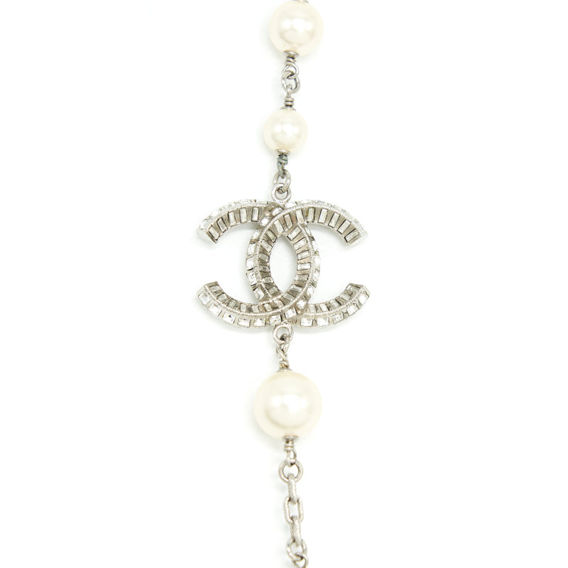 Chanel CC Logo And Pearl Long Necklace Silver Tone