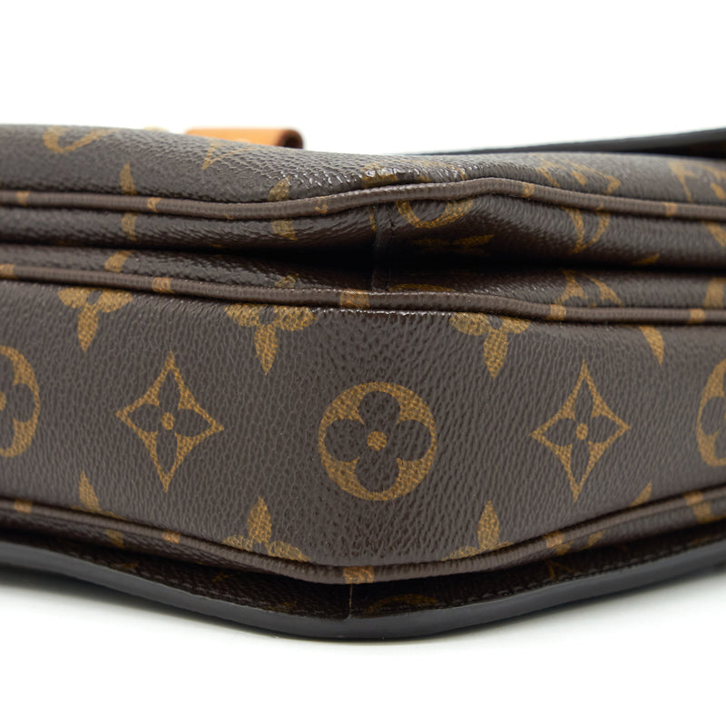 Louis Vuitton Pochette Métis Monogram Canvas Year 2015