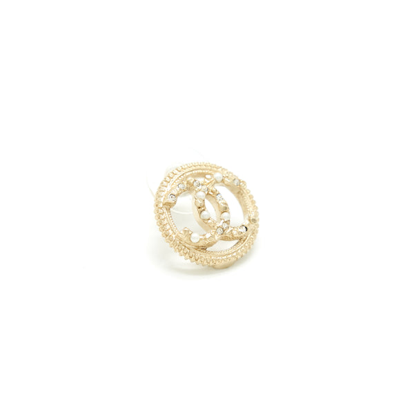 Chanel CC Logo Earring Light Gold Tone