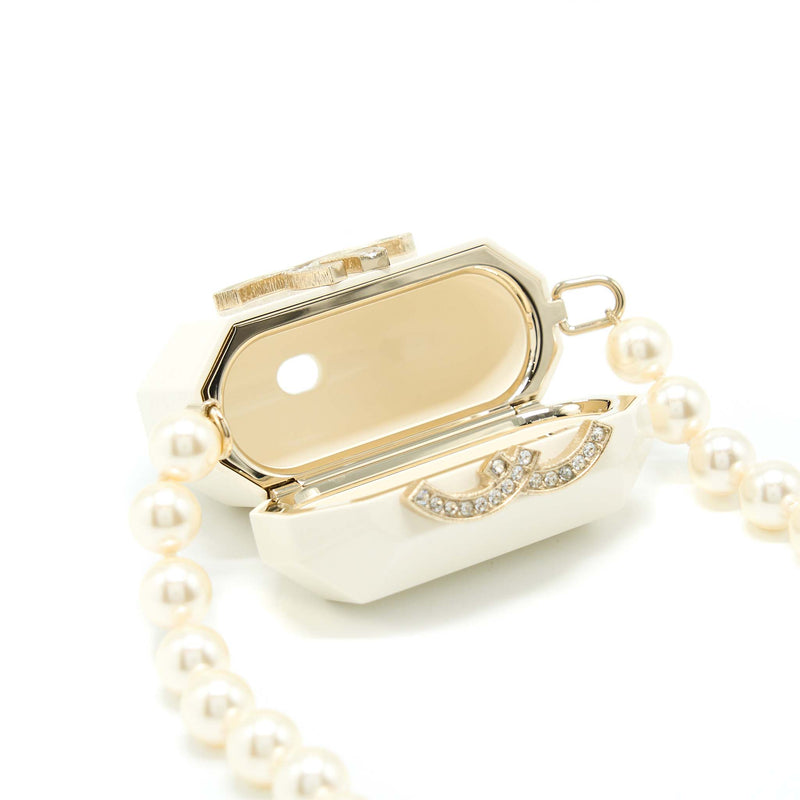 Chanel AirPods Case With Pearl Chain White LGHW
