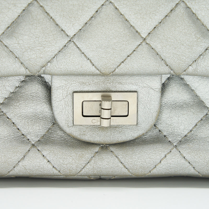 Chanel Reissue 2.55 226 Double Flap Bag Lambskin Silver SHW