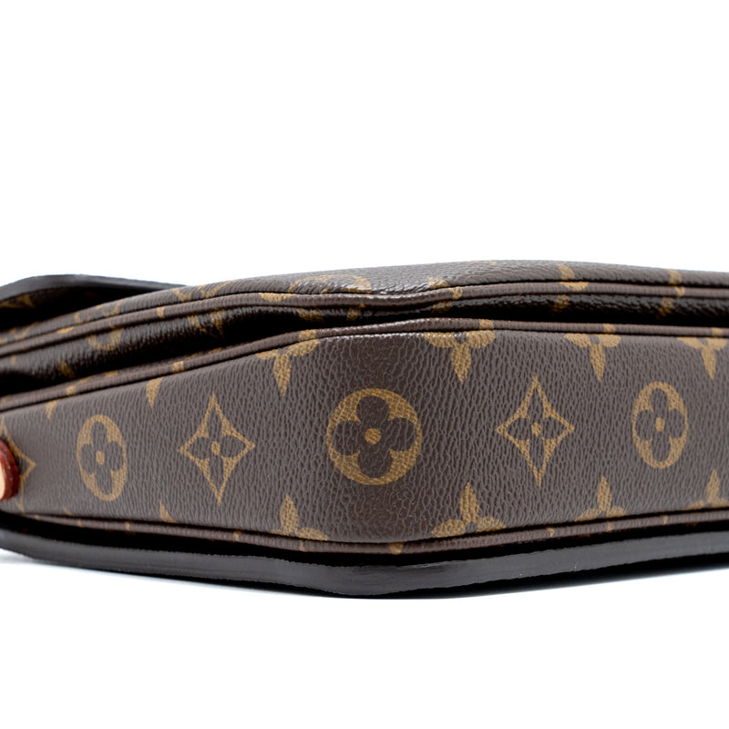 Louis Vuitton Pochette Métis Monogram Canvas GHW (New Version)