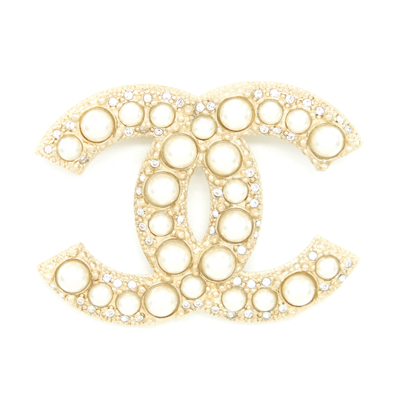 Chanel 21P Glass Pearls/Crystal Brooch