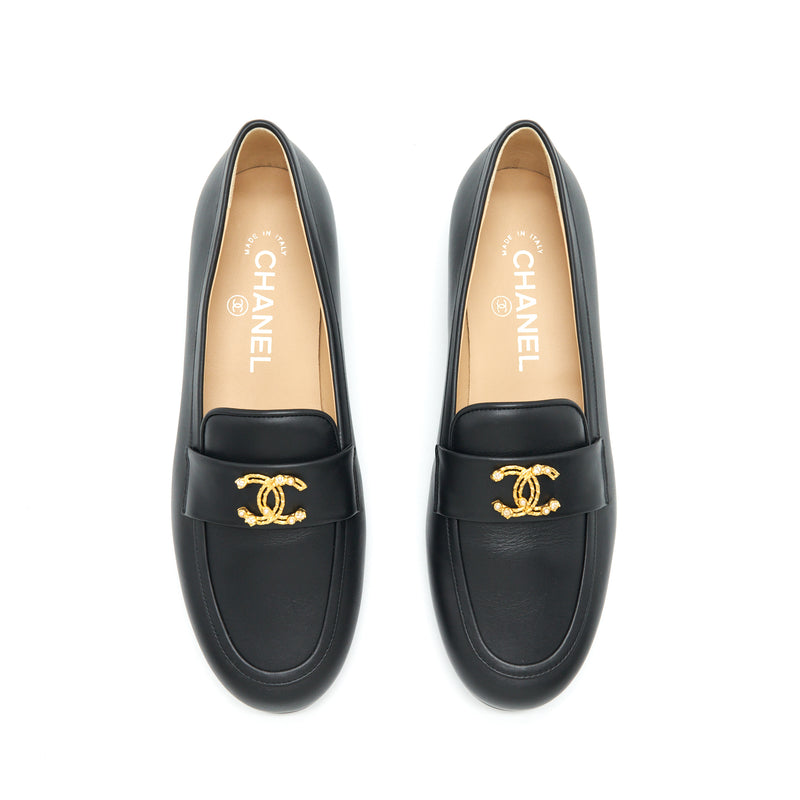 Chanel Size 37 Detailed CC Logo Loafer Black GHW