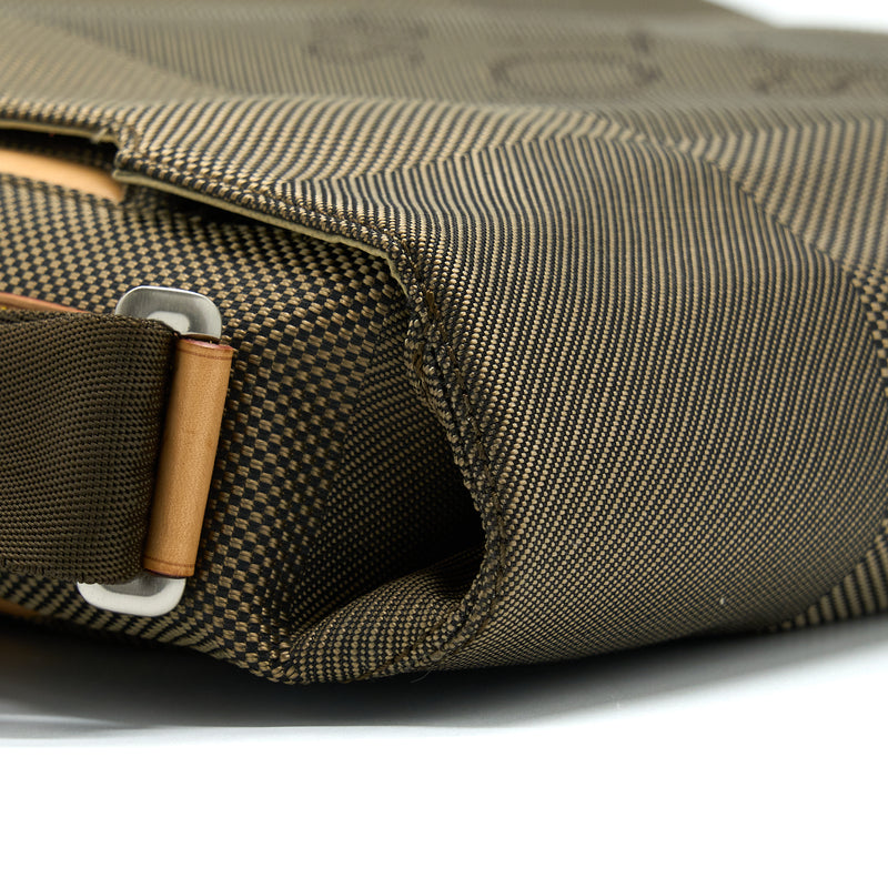 Louis Vuitton Messenger Bag Fabric/Beige Leather Multicolour GHW