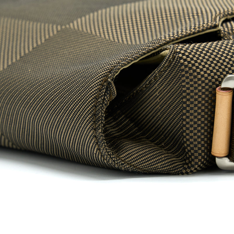 Louis Vuitton Messenger Bag Fabric/Beige Leather Multicolour GHW