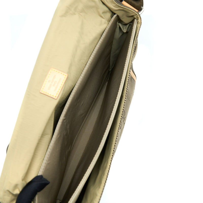 Louis Vuitton Messenger Bag Fabric/Beige Leather Multicolour GHW
