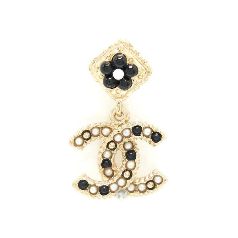 Chanel CC Logo With Flower Black And White Drop Earrings GHW