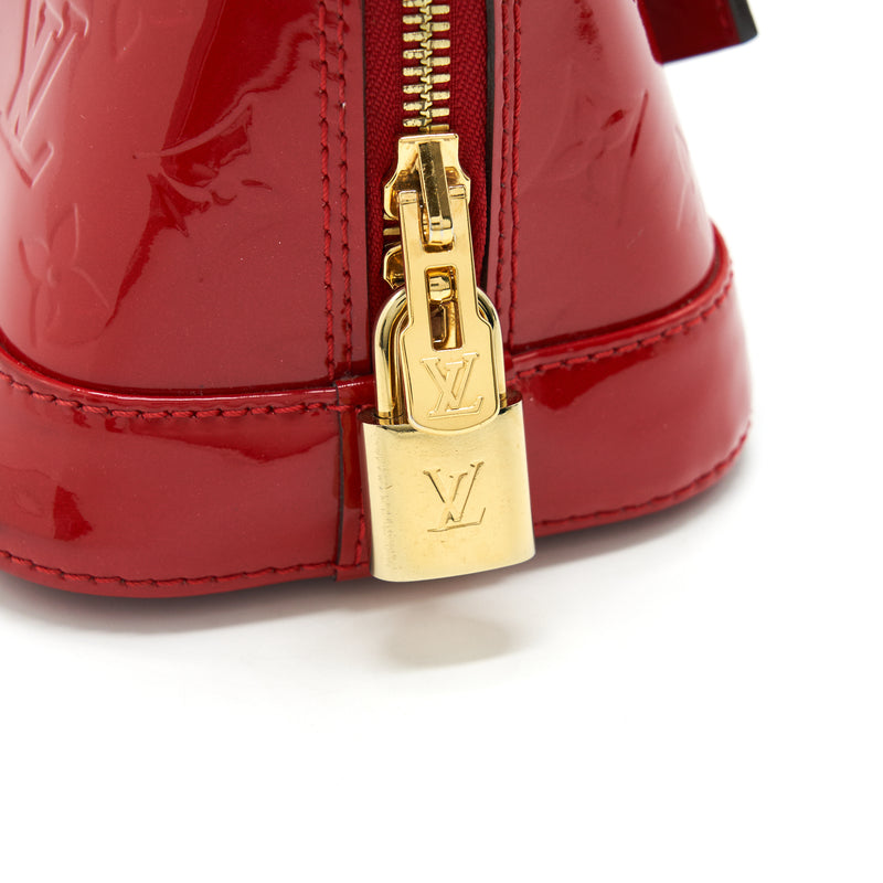 Louis Vuitton Alma BB in Patent leather red