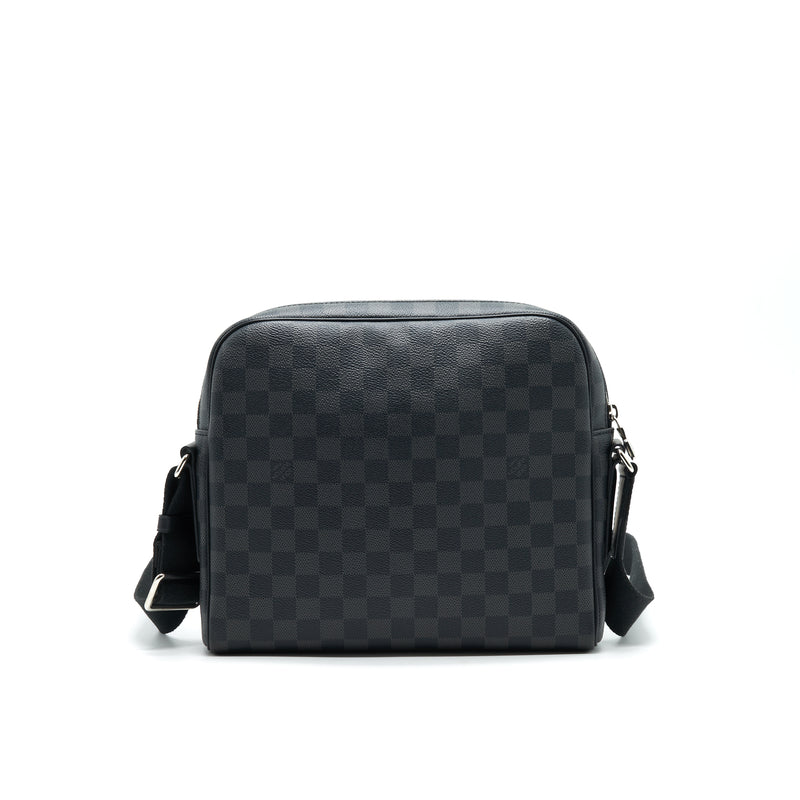 Louis Vuitton Monogram Lambskin Reverse LV3 Pouch Messenger Bag