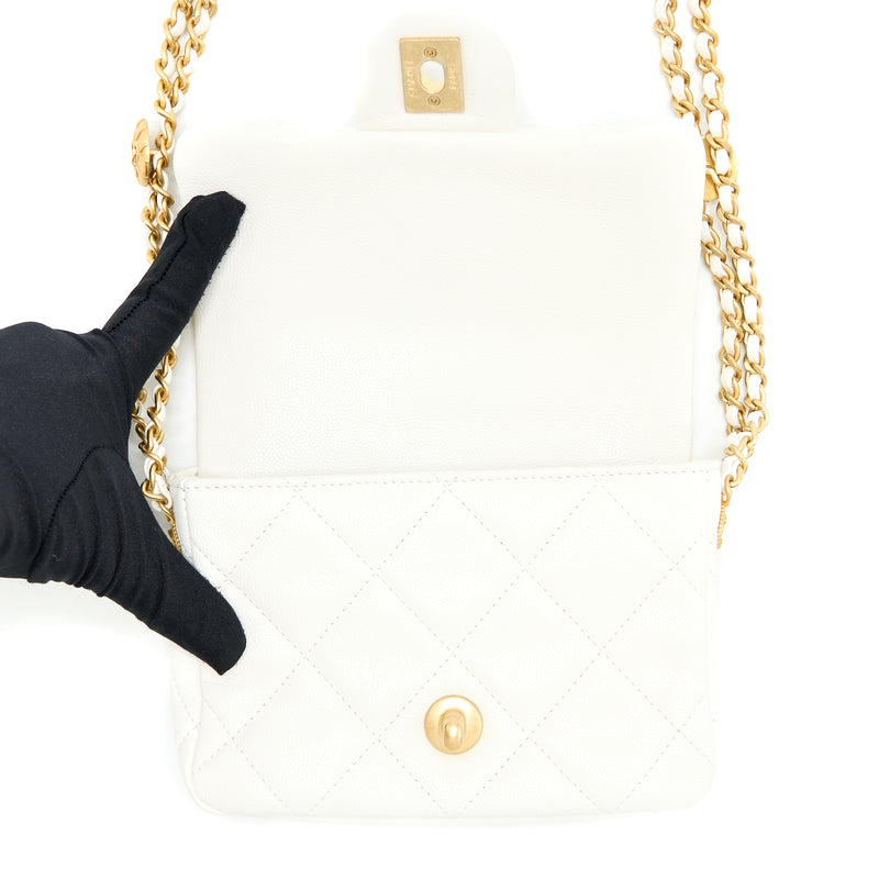 Chanel 22A Small Flap Bag Caviar White With GHW (Microchip)