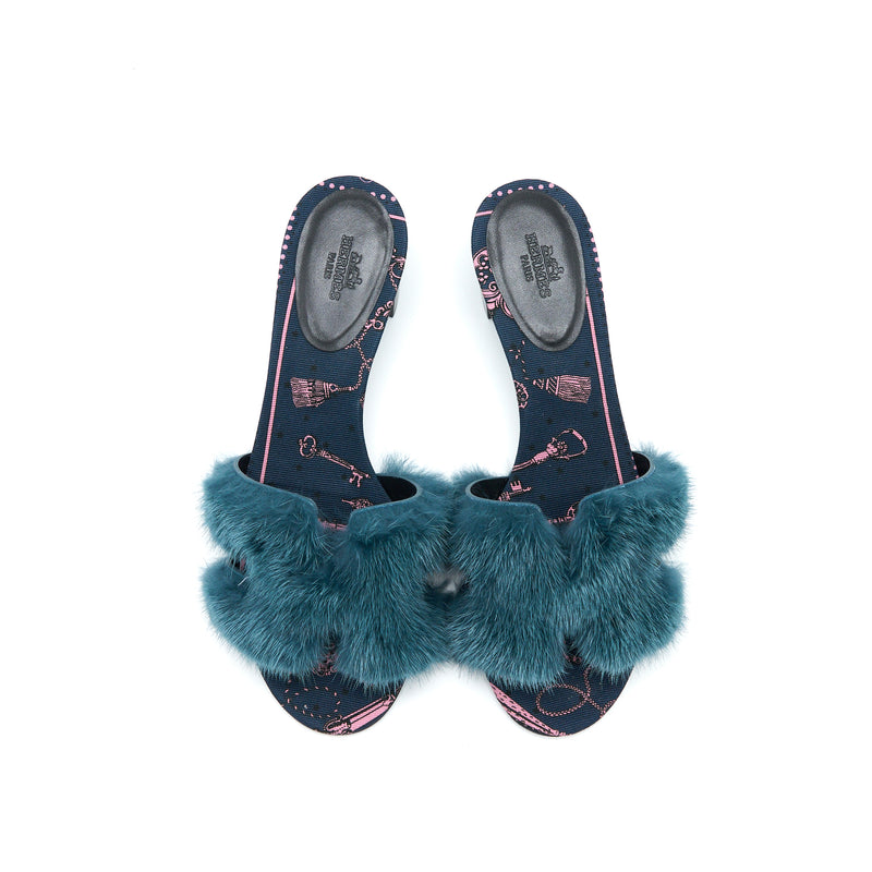 Hermes Size 38 Oran Mink Fur Sandal Blue Paon/Multicolour
