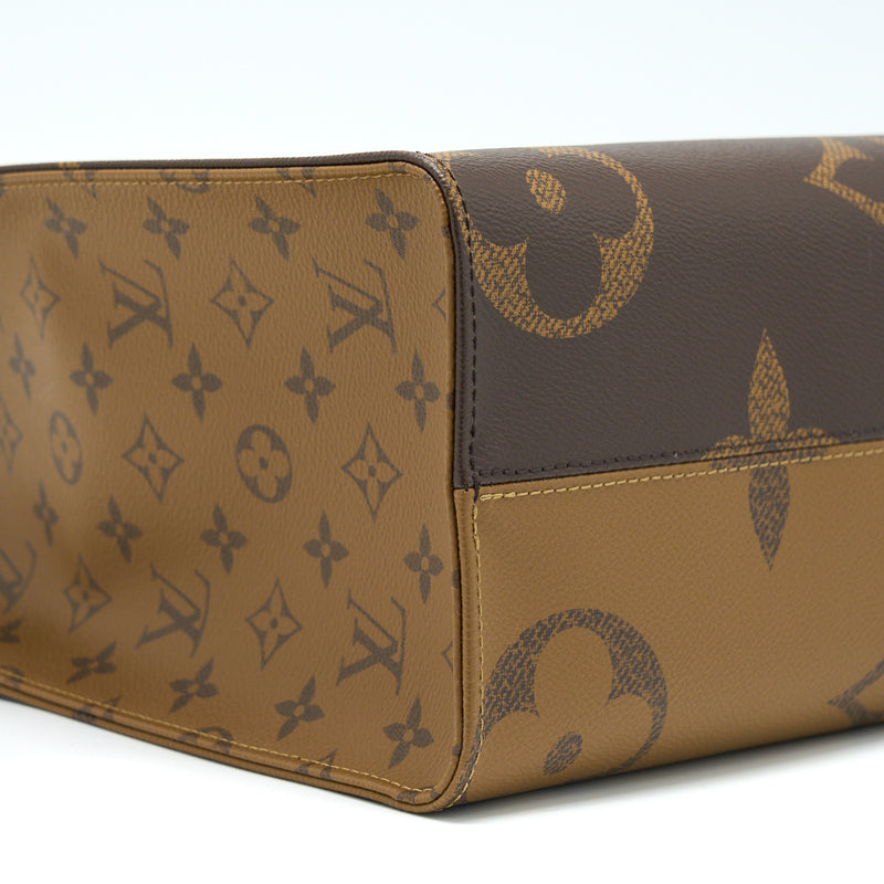 Louis Vuitton On The Go MM Monogram Canvas GHW