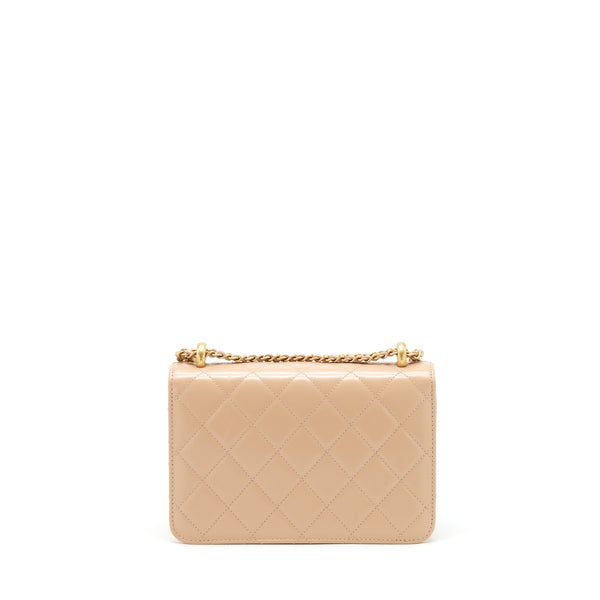 Chanel 21A Gold Crush Flap Bag Calfskin Beige GHW