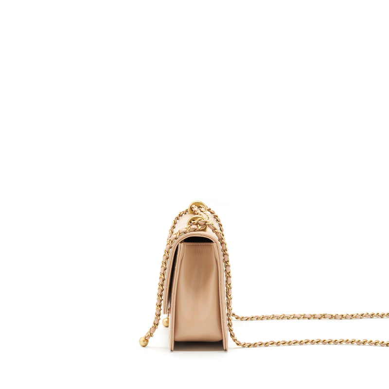 Authentic Chanel 21A Mini Flap Bag Calfskin & Gold-Tone Metal White AS2615  B05973 10601