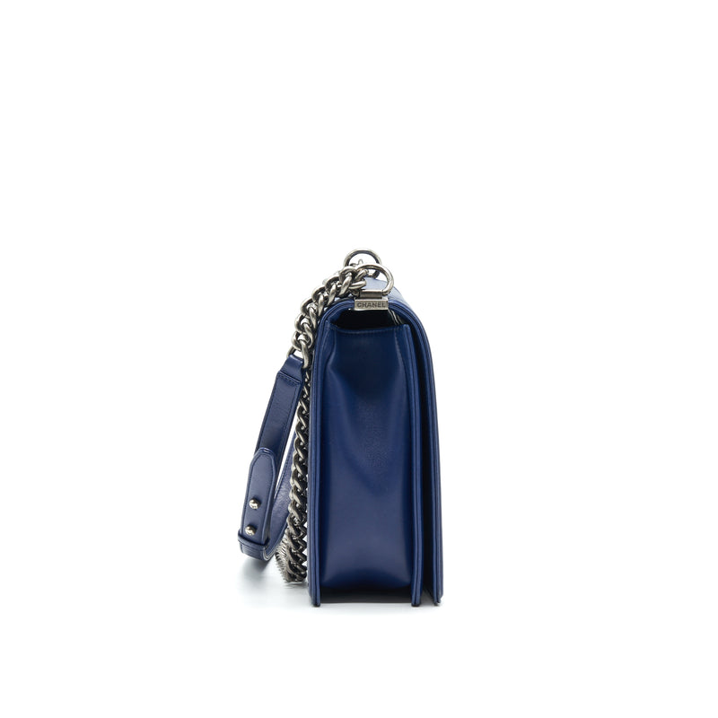 CHANEL LARGE LE BOY NAVY SHW