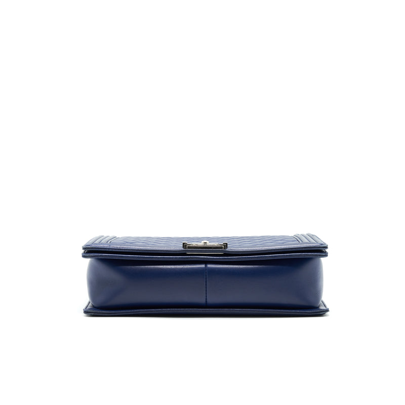 CHANEL LARGE LE BOY NAVY SHW