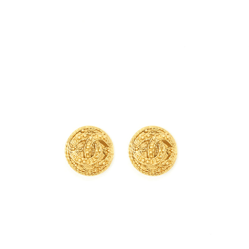 Chanel Vintage Round CC Logo Earclips 24K Plated GHW