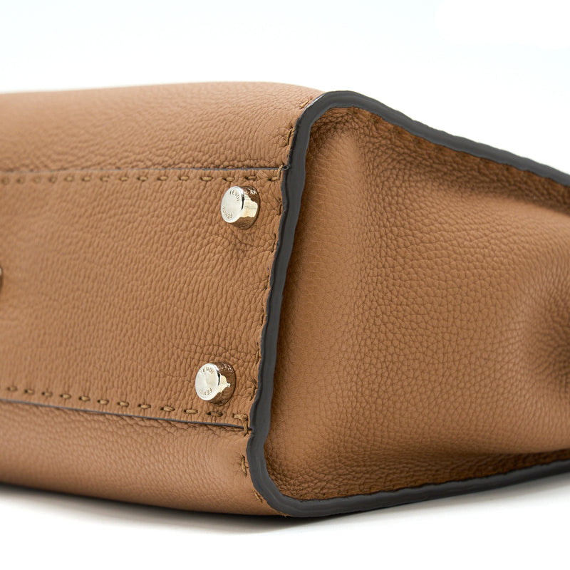 Fendi Medium Peekaboo Tote Bag Grained Calfskin Caramel SHW
