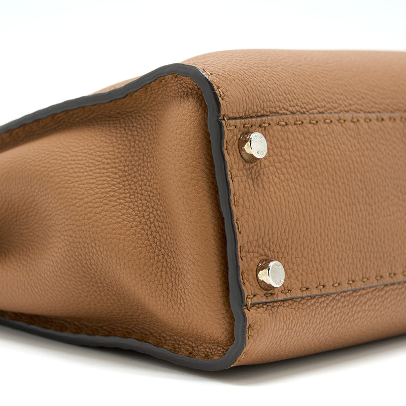 Fendi Medium Peekaboo Tote Bag Grained Calfskin Caramel SHW