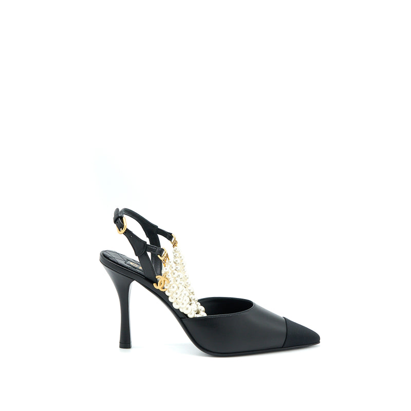Chanel Size 39 Heel with Pearl Leather/Fabric Black GHW