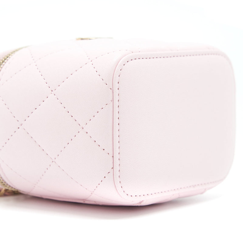 Chanel 22P Top Handle Mini Vanity With Chain Lambskin Light Pink LGHW