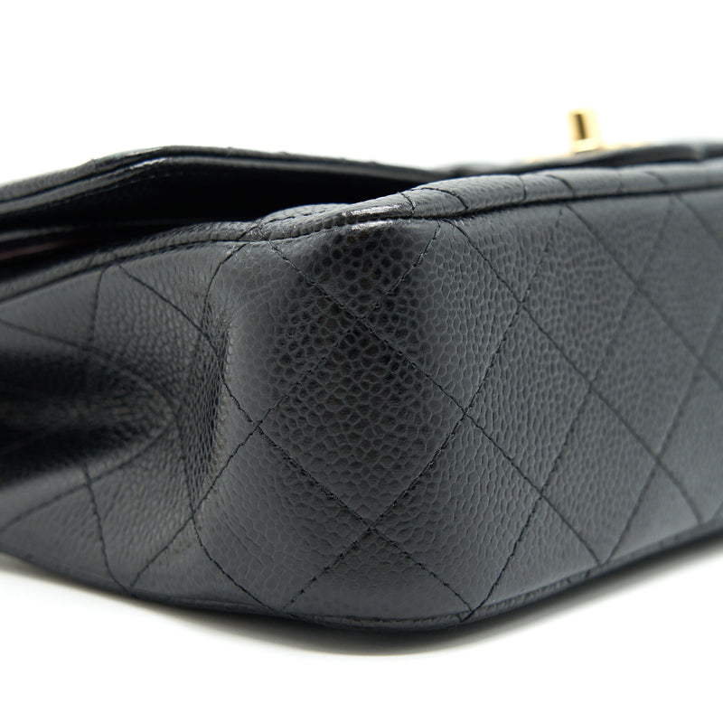 Chanel medium Classic double flap Bag Caviar black GHW serial 25