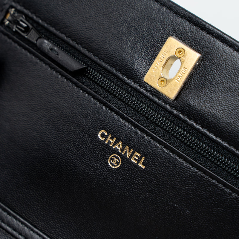 Chanel Pearl Crush Wallet On Chain Lambskin Black Brushed GHW (Microchip)