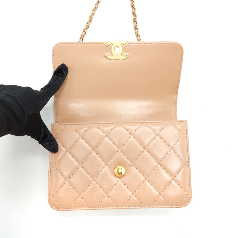 Chanel 21A Gold Crush Flap Bag Calfskin Beige GHW