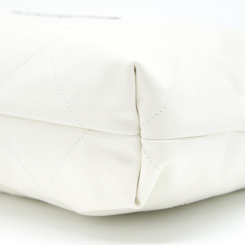 Chanel Medium 22 Bag Shiny Calfskin White GHW (Microchip)