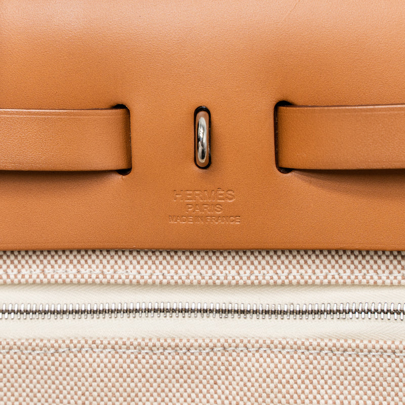 Hermes Herbag 31 Zip Bag Canvas/Cache Hunter Ecru/Beige GHW Stamp Y
