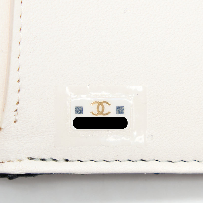 Chanel 22B Mini Book Card Holder Lambskin Black LGHW (Microchip)