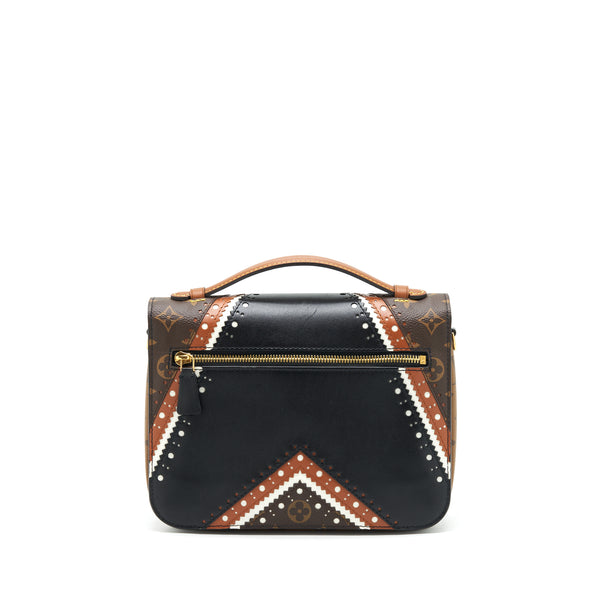 Louis Vuitton Pochette Metis Limited Edition Brogue Year 2017