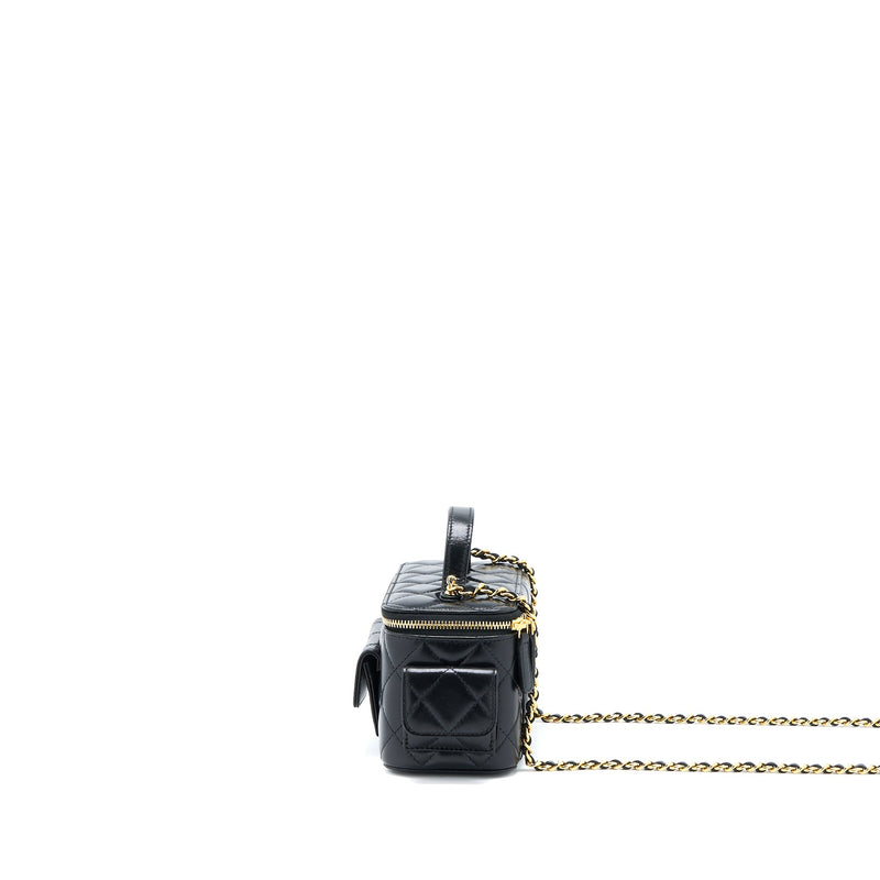 Chanel 22K Top Handle Pocket Long Vanity With Chain Black GHW