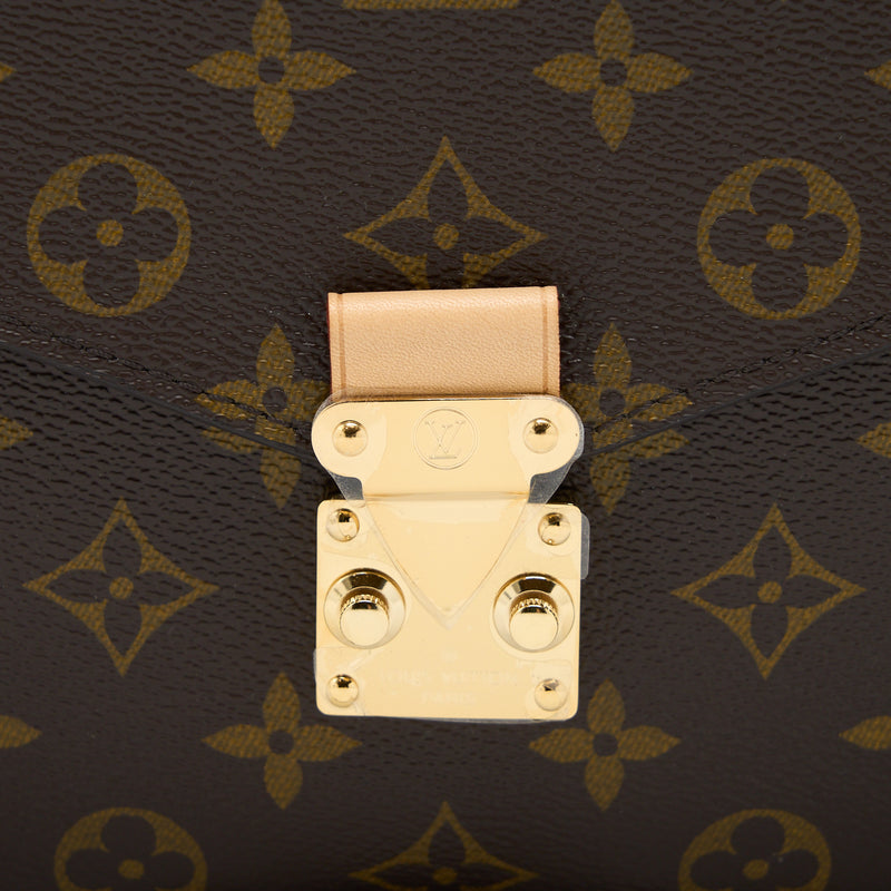 Louis Vuitton Pochette Metis Monogram Canvas GHW