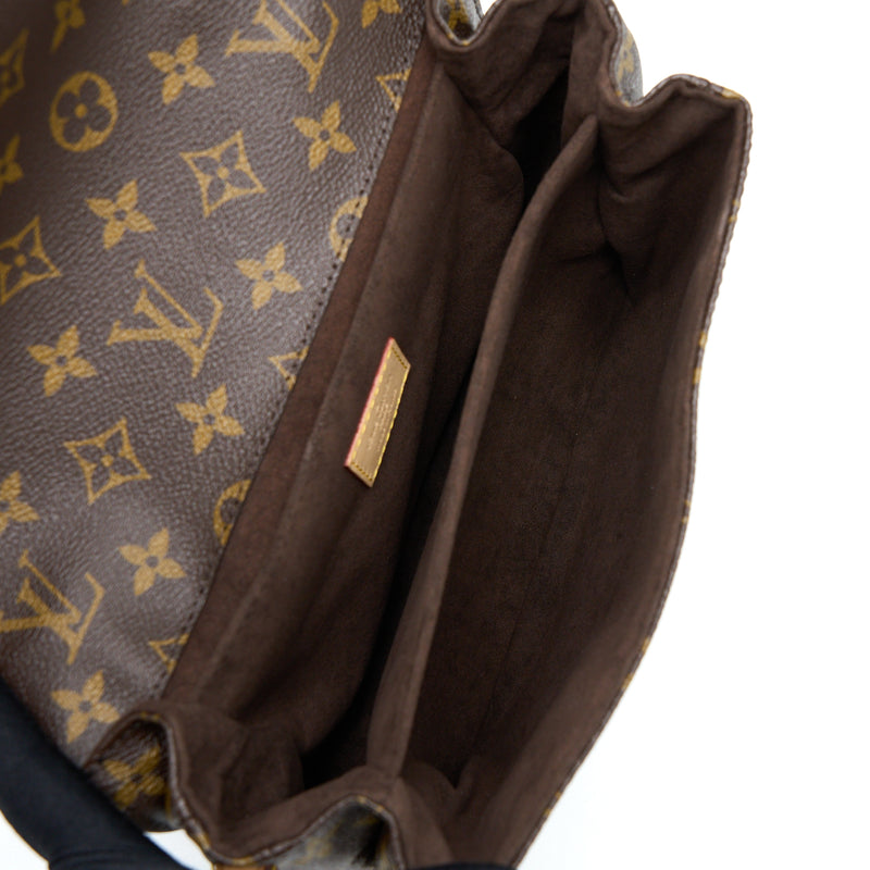 Louis Vuitton Pochette Metis Monogram Canvas GHW