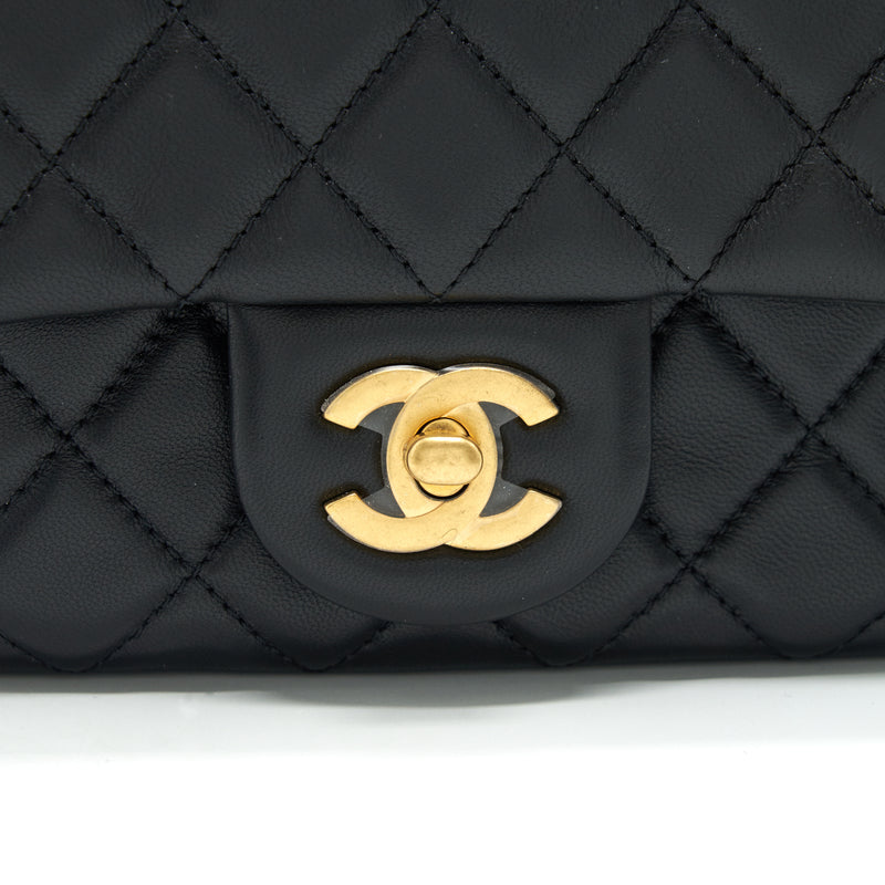 Chanel 21B pearl Crush Mini Square flap Bag Black GHW (microchip)