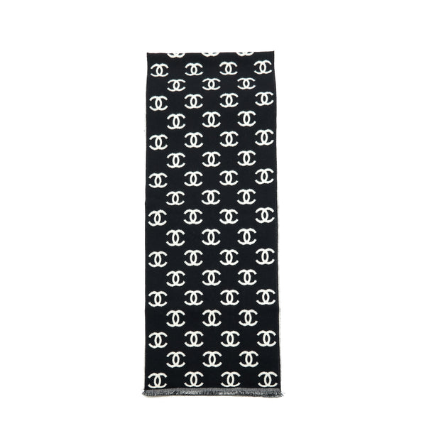 Chanel CC full logo Wool / cashmere double side scarf black/ white