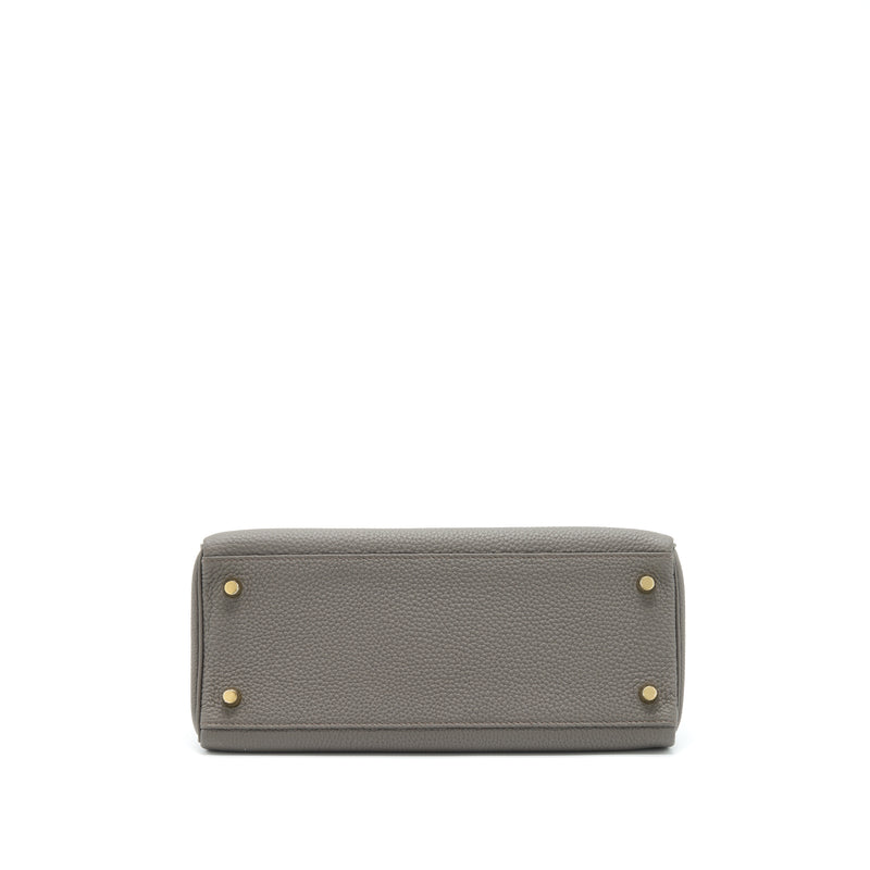 Hermes Kelly 28 Togo 8F Gris Etain GHW Stamp C