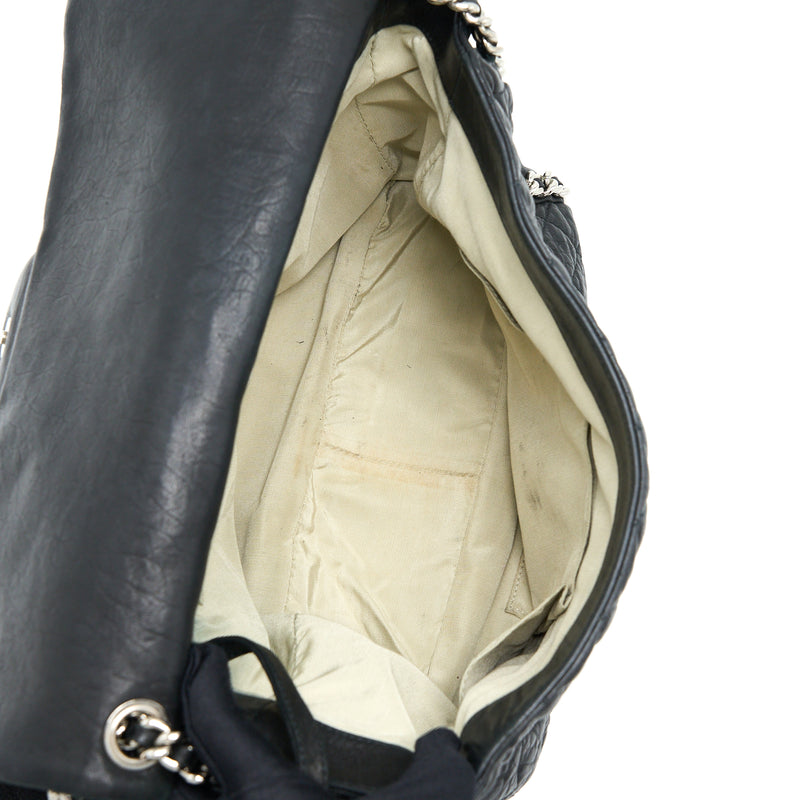 Chanel Quilted Chain Around MAXI Flap Bag Lambskin Black SHW